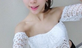 韩国r级诱人的飞行在线观看,激情燃烧的空中之旅