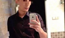 抖音网红男模吃瓜